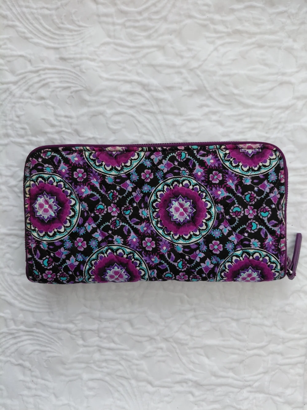 Vera Bradley Purple/Black And Lilac Wallet with Purple Teal Medallions - Picture 2 of 12